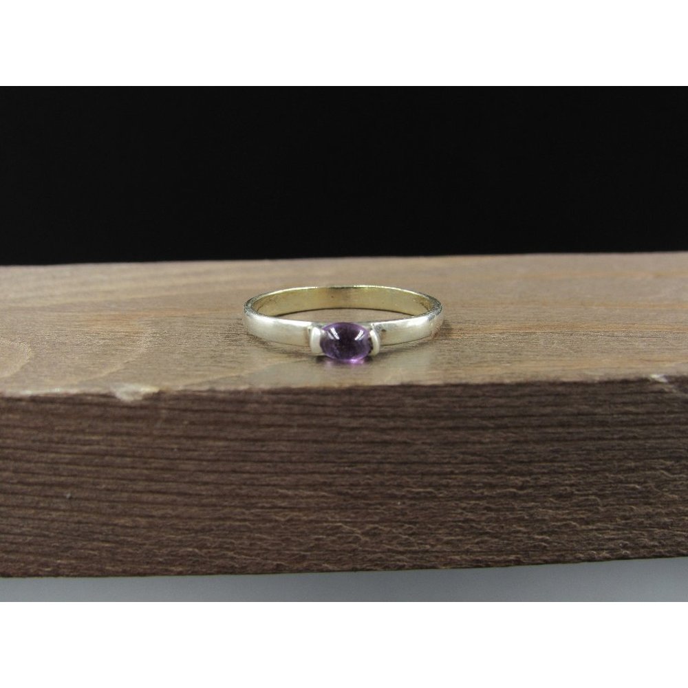 Size 5.75 Sterling Silver Oval Uncut Amethyst Stone Band Ring Vintage Statement